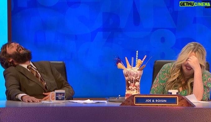 Roisin Conaty Instagram - Ola I’m on a brand new episode of ‘Cats does Countdown’ TONIGHT 🔔I’m on a team with Joe & it was very funny record. 9pm Channel 4 if you fancy ❤️