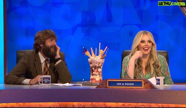 Roisin Conaty Instagram - Ola I’m on a brand new episode of ‘Cats does Countdown’ TONIGHT 🔔I’m on a team with Joe & it was very funny record. 9pm Channel 4 if you fancy ❤️