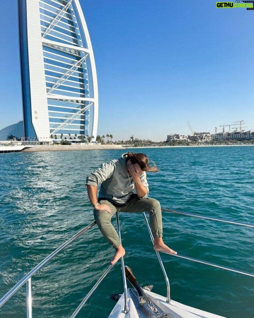 Romain Chavent Instagram - I had to do it... 🤣 thanks @medhi_fieffe Burj Al Arab, Jumeirah Beach