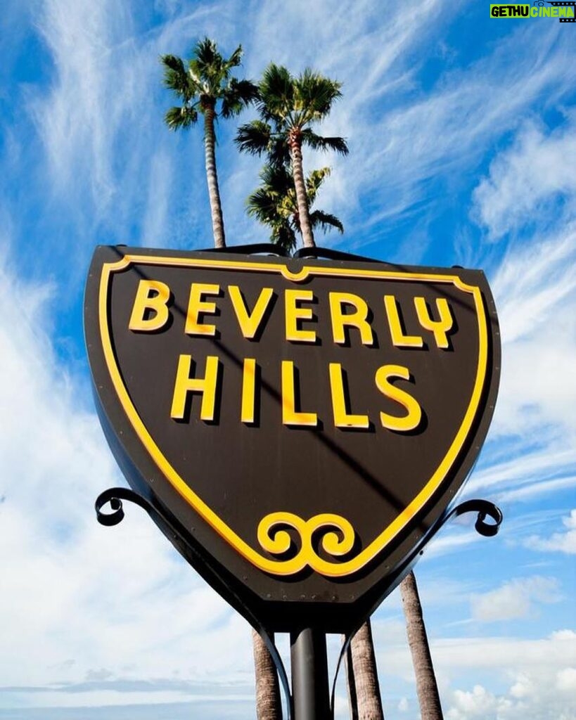 Romain Chavent Instagram - Beverly Hills Location is Finally Open @azaisushi @katchmesushi @hamachisushila / Order on Postmates, GrubHub, UberEats or come pick up at 467 N Canon Dr, 90210 N Canon Dr, Beverly Hills Ca