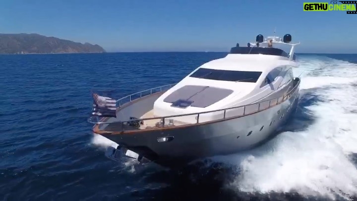 Romain Chavent Instagram - Summer is just Starting... Dm me for your requests if you wanna rent our Yachts 😎🛥 Catalina Island