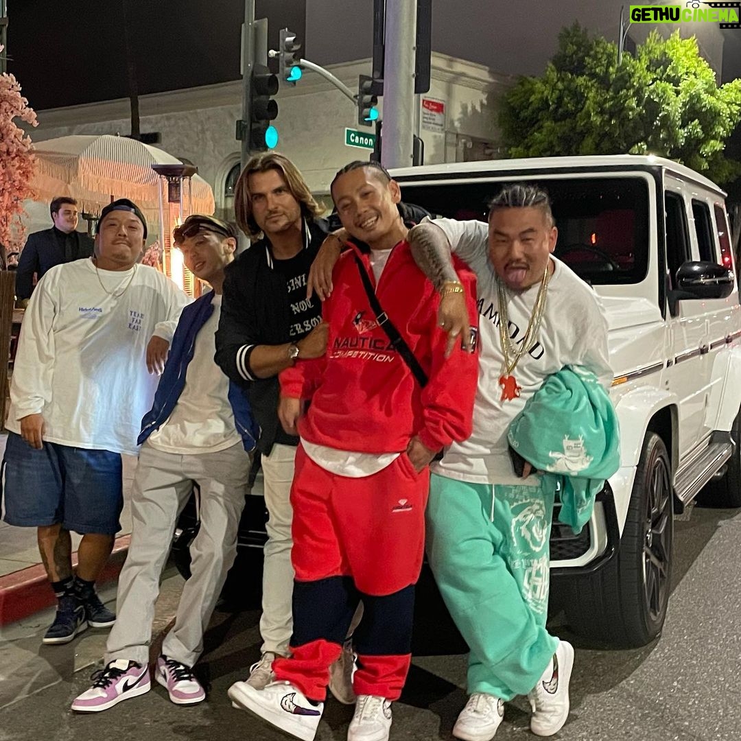 Romain Chavent Instagram - My Crew From Tokyo, Came to visit us @paristokyo_bh