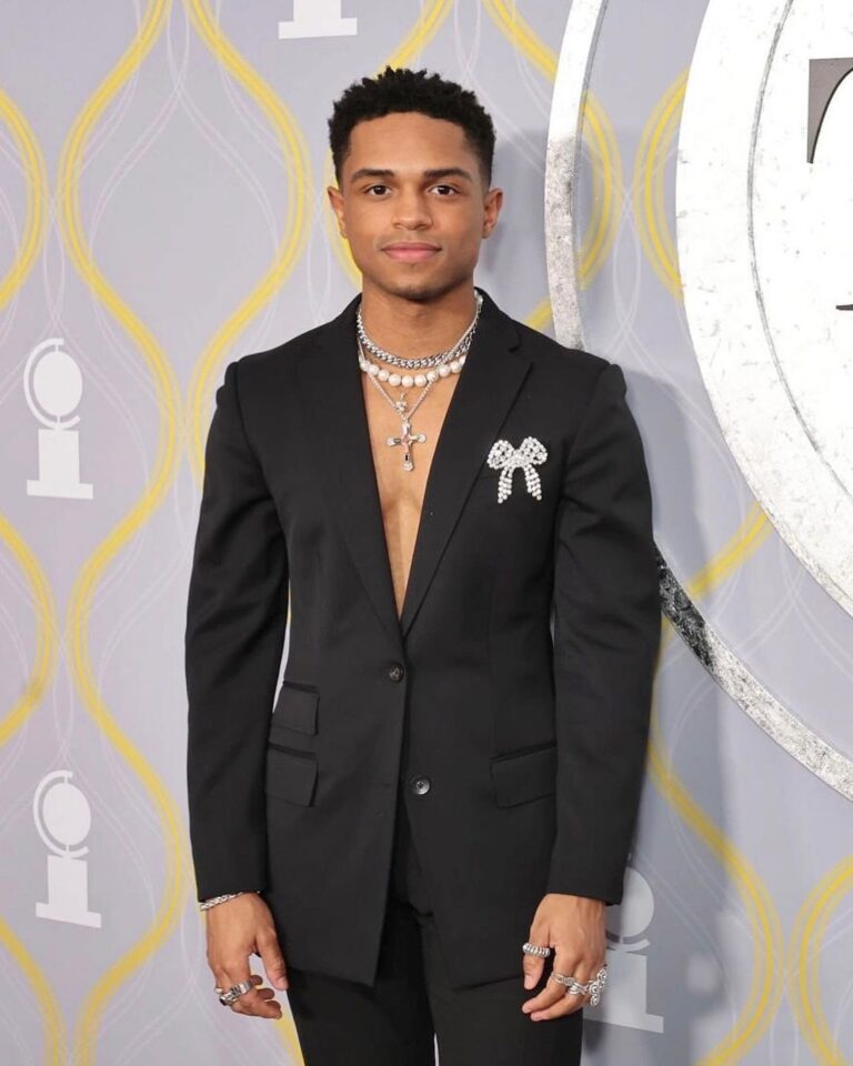 Roman Banks Instagram - The 75th Annual Tony Awards     Beyond honored to be making history as the only black member of the first ever @cbstv creator class of the annual @thetonyawards. This opportunity is, in every essence of the phrase, a dream come true!       wardrobe: @gucci @zara @ysl jewelry: @secondhandsilver @shopgld @eliou__ assisted by:  @estradatwins @justinb00ne grooming: @andreiagibau @stevethebarber Radio City Music Hall