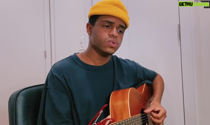 Roman Banks - 3.8K Likes - reminds me of you
I was in my kitchen today cookin’ that one meal that we laughed about that one time
And I saw a kitten today, and I remembered that you told me you were gonna get one right before I came into your life
and I still keep the polaroids we took
in my drawer cause I’m sad when I go look
at them but
darling could you tell me if I crossed your mind today?
and if so, did you wanna tell me? or did you wash those thoughts away?
cause I see your face in every single direction
you’re on my page, on my mind, in my reflection
and I wanna tell you everything
cause darling I see everything and it reminds me you
(please excuse my playing I don’t practice enough) ❤️