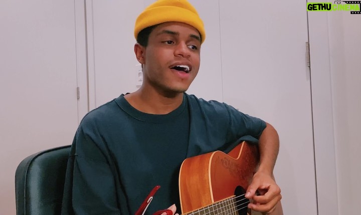 Roman Banks - 3.8K Likes - reminds me of you
I was in my kitchen today cookin’ that one meal that we laughed about that one time
And I saw a kitten today, and I remembered that you told me you were gonna get one right before I came into your life
and I still keep the polaroids we took
in my drawer cause I’m sad when I go look
at them but
darling could you tell me if I crossed your mind today?
and if so, did you wanna tell me? or did you wash those thoughts away?
cause I see your face in every single direction
you’re on my page, on my mind, in my reflection
and I wanna tell you everything
cause darling I see everything and it reminds me you
(please excuse my playing I don’t practice enough) ❤️