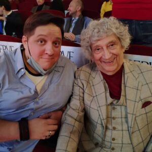 Roman Popov Instagram - Анимационная Премия "Икар"! Я абсолютно счастлив! Спасибо за приглашение! Мои дети тоже в восторге! 
#ПремияИкар