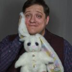 Roman Popov Instagram – Присоединяюсь к большому делу🐰 Заек Пиглет🐰 @piglette_toy 💜💜💜Они проводят благотворительный сбор🙏🙏🙏 на лечение тяжелобольных деток 🤧в поддержку фонда @podarizhizn 🙏😍Присоединяйтесь и Вы! 😊😊😊Отправьте SMS на номер🔥 6162🔥 указав сумму пожертвования и слово 🐰 “пиглет” 🐰(например, “100 пиглет”). В сториз ссылка на страницу сбора.
Спасибо, добрые сердца!