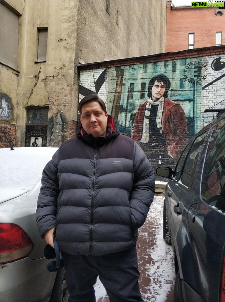 Roman Popov Instagram - Привет, Питер. К Вите по традиции. Теперь уже с подрастающими киношниками. :) #Камчатка
