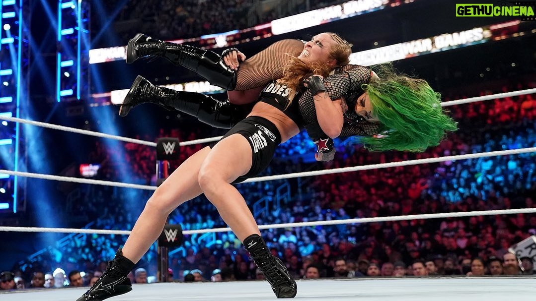Ronda Rousey Instagram - You ever wonder what it’s like to inhabit the body of the greatest martial artist to ever live? I don’t. I know. #AndStill #SmackdownChampion