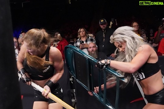 Ronda Rousey Instagram - Banger #wweLive #WWEdayton #AndStill