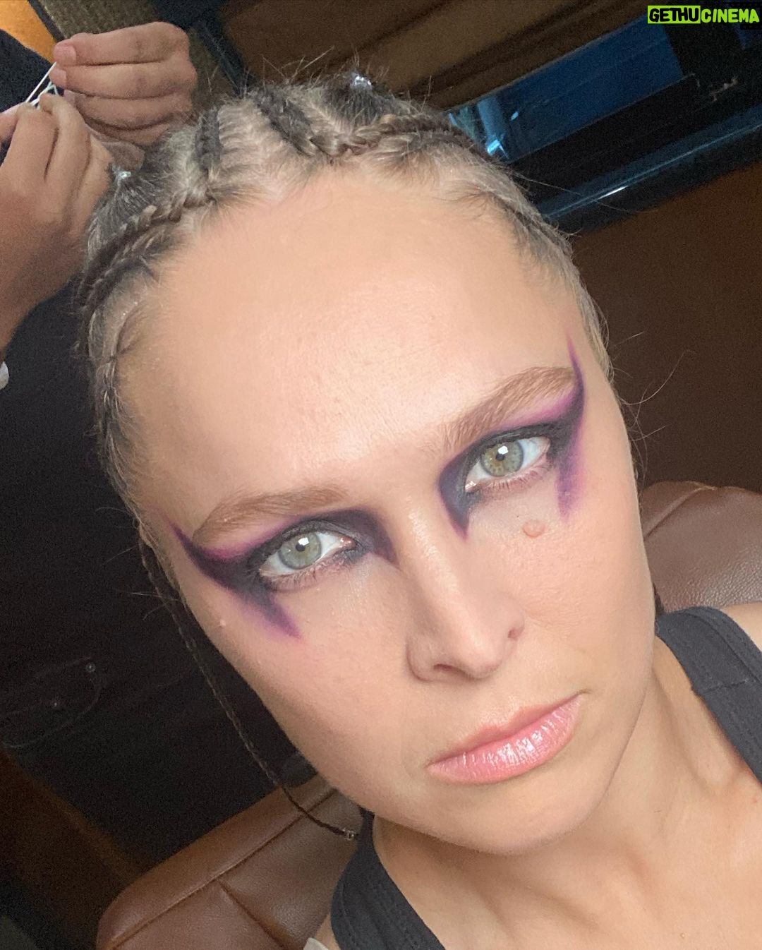 Ronda Rousey Instagram - Thanks for the photos, warpaint, braids, shoes, jacket, kilt, gear, everything ππΌ πΈ @kimberlasskick @dtfmania π @mariko_hirano ππΌββοΈ @thisisbabe π₯Ύ @mizunousa π₯ @nazoboxing π§₯ @langlitzleathers π©² @iammikaze π @alejandrocollection
