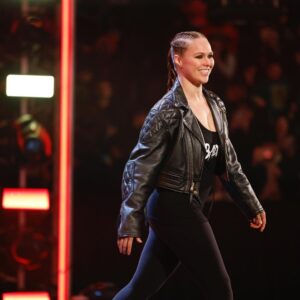 Ronda Jean Rousey Instagram - You’re not special, you’re just first @charlottewwe #RondaVsCharlotte #Wrestlemania38