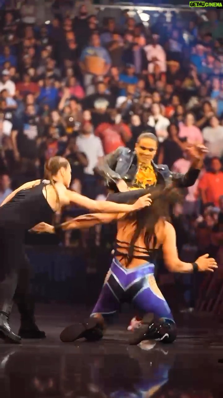 Ronda Rousey Instagram - See ya next week @raquelwwe 😈