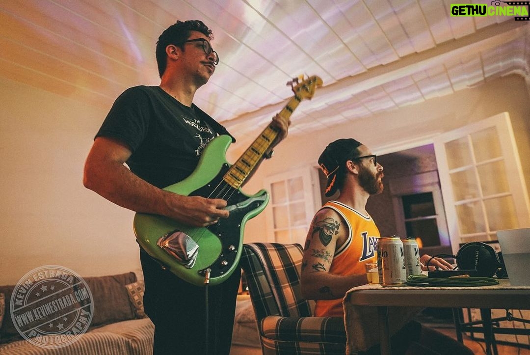 Ronen Rubinstein Instagram - #NightsInStereo Photographed by the iconic @KevinEstradaPhotography