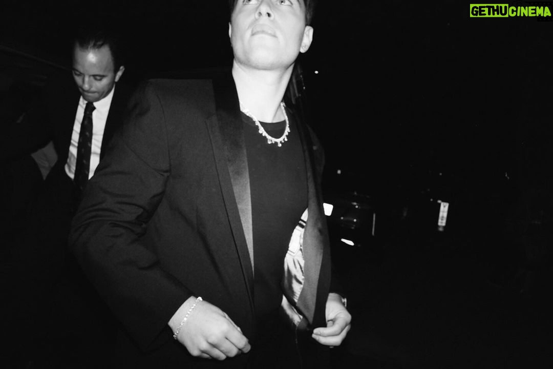 Ronen Rubinstein Instagram - EMA Awards BTS • Photographed by @JonnyShoer