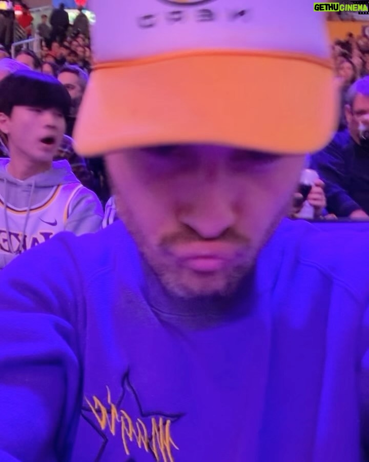 Ronen Rubinstein Instagram - Date Night 💜💛 Staples Center, Los Angeles