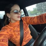 Rosalía Instagram - 👋🙃