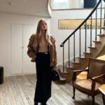 Rosie Huntington-Whiteley Instagram - Chelsea girls 🤍 London, United Kingdom