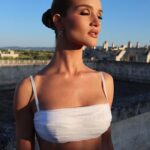 Rosie Huntington-Whiteley Instagram - Ciao Puglia 🇮🇹🌺 @dolcegabbana Puglia, Italy
