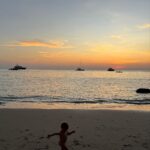 Rosie Huntington-Whiteley Instagram - my people 🌴🌅 Phuket, Thailand