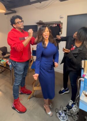 Rosie Perez Instagram - My glam team don’t play!!! 🤣 @karendupiche @johnnylavoy love them!!