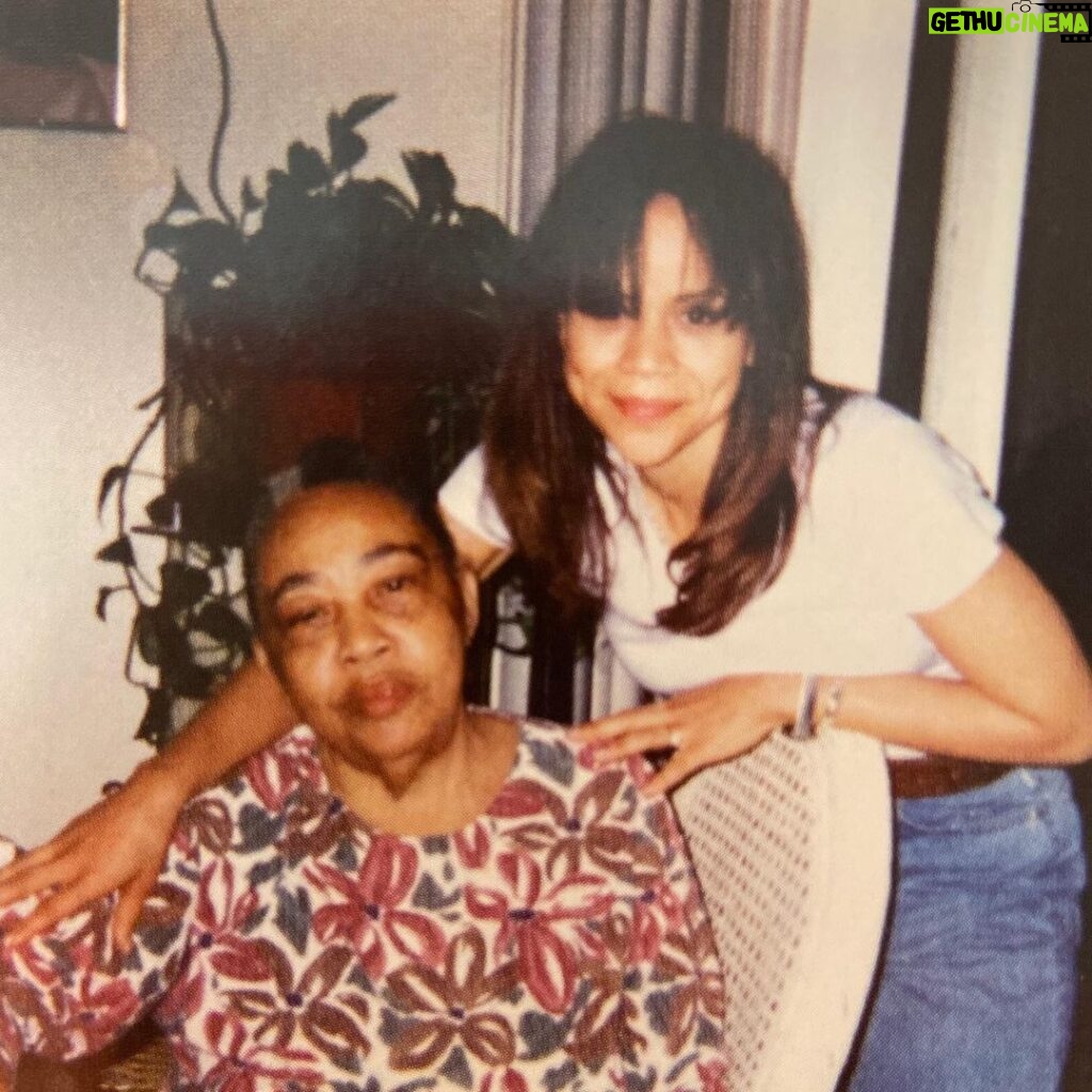 Rosie Perez Instagram - Happy Mother’s Day!... Special s/o to my dear departed “Tia” Ana Dominga Otero❤️! And to All the aunties, grandmas, family members, loving foster moms, & friends who’ve unselfishly taken on the role offering unconditional love & support from the heart like she did for me! 😊❤️