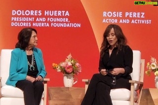 Rosie Perez Instagram - What an empowering and inspirational morning! Thanks @toryburchfoundation for inviting me to interview civil rights icon Dolores Huerta at the #EmbraceAmbition Summit. As women, it’s important to take part in conversations that band us together and raise each other’s voices. Let’s keep inspiring each other to fight implicit bias and advocate for our rights.