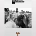 Rosie Perez Instagram - Love you @kaleycuoco! Magical day that will stay with me forever! 🤗❤️❤️❤️ @flightattendantonmax @hbomax