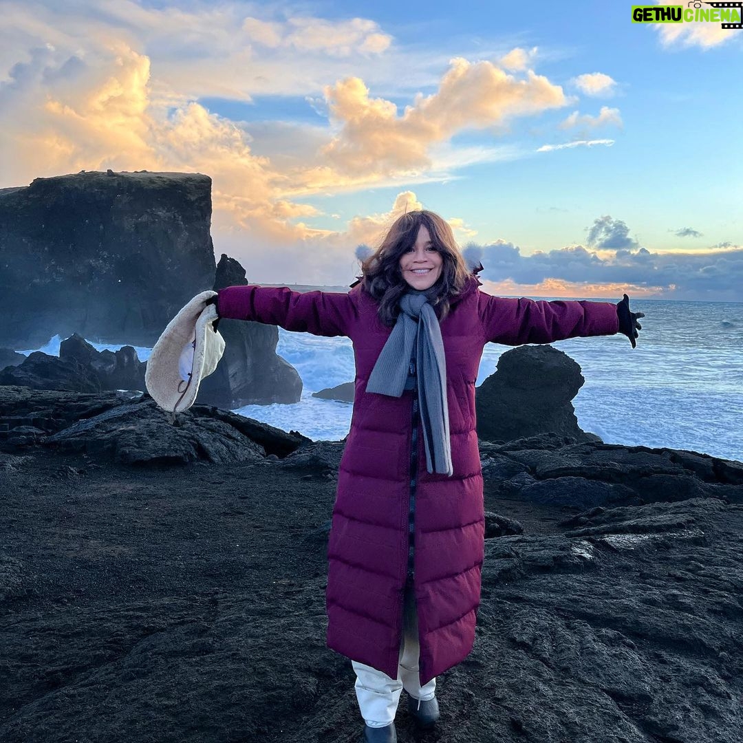 Rosie Perez - 9.3K Likes - Look at this place! #onlocationshoot! #Iceland is freaking stunning! A dream come true to be here. Love it here! And I hate traveling! 😂 Thx @kaleycuoco @flightattendantonmax @hbomax ! Wish my hubby @erichazenyc and my friends and family were here to share this experience with😊❤️… Mkup by @ashleybeverly
