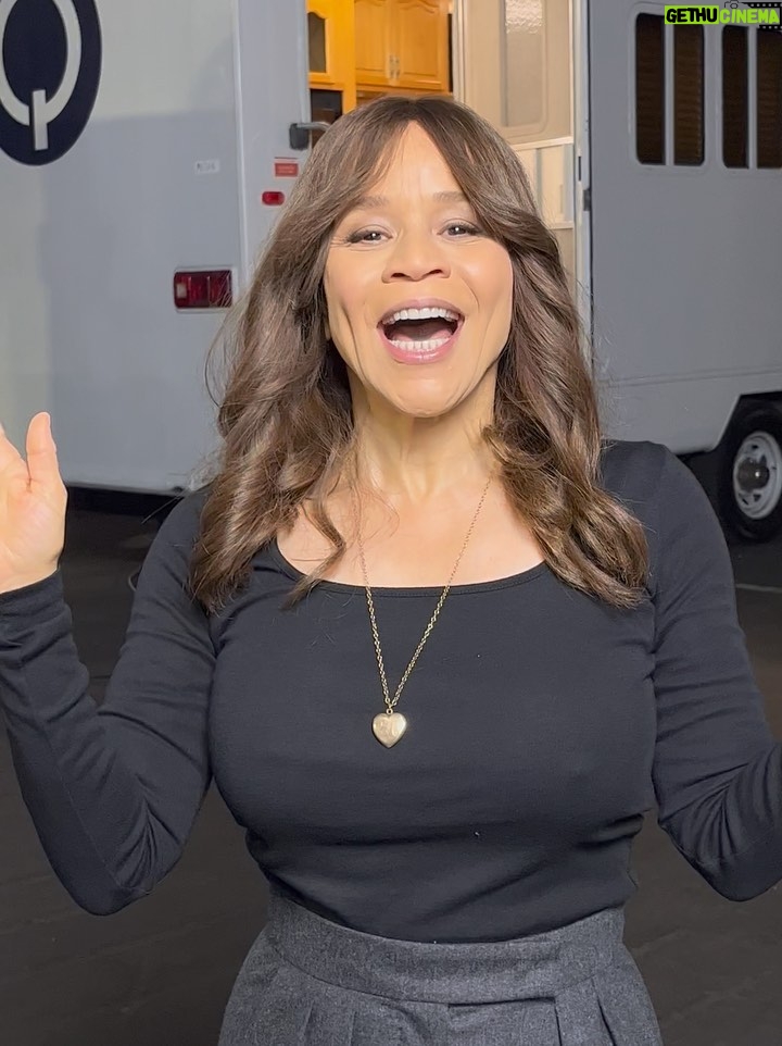 Rosie Perez - 15.4K Likes - Yay! #CrawfordPorter This Saturday! @espn #espnplus! Gonna be good! Both ALWAYS bring it! @showtimeshawnp is an elite tough hard punching fighter & is gonna give @tbudcrawford a tough fight! BUT… Bud is a bad bad highly skilled powerful man! Hey, I could be wrong. Wouldn’t be the first time 😂. But I’m more right than wrong #justsaying 🤷♀️!…#BudCrawford! @espnringside @espn… Post Edit: Thank you for all the very nice compliments but to be honest & in the spirit of keeping it real, the lighting helps😉… A lot😂. Thank you kindly anyway 🤗❤️