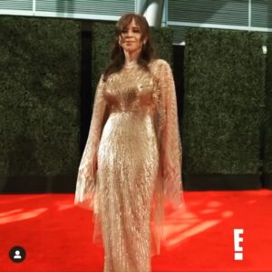 Rosie Perez Instagram - Crazy night! Yay! Thx for a wonderful ride @kaleycuoco @flightattendantonmax @hbomax @warnerbrosentertainment! Can’t wait to go back home in my own bed! And special thanks to  @pamellaroland @stuartweitzman @johnnylavoy @iamlindsayflores @carissaferreri @vision.pr @so_tar_gone @mrsjsr #bff. @entertainmenttonight. We love you @karendupiche !!!