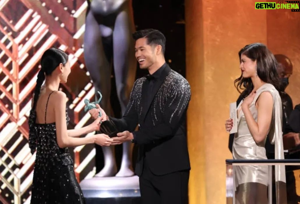 Ross Butler - 206.6K Likes - I'm still buzzing, it brought me so much pride to present Jung Ho-Yeon the SAG Award for Best Female Actor in a Drama Series! Damn near tears.
@hoooooyeony CONGRATS!!! #REPRESENT #SQUIDGAME
