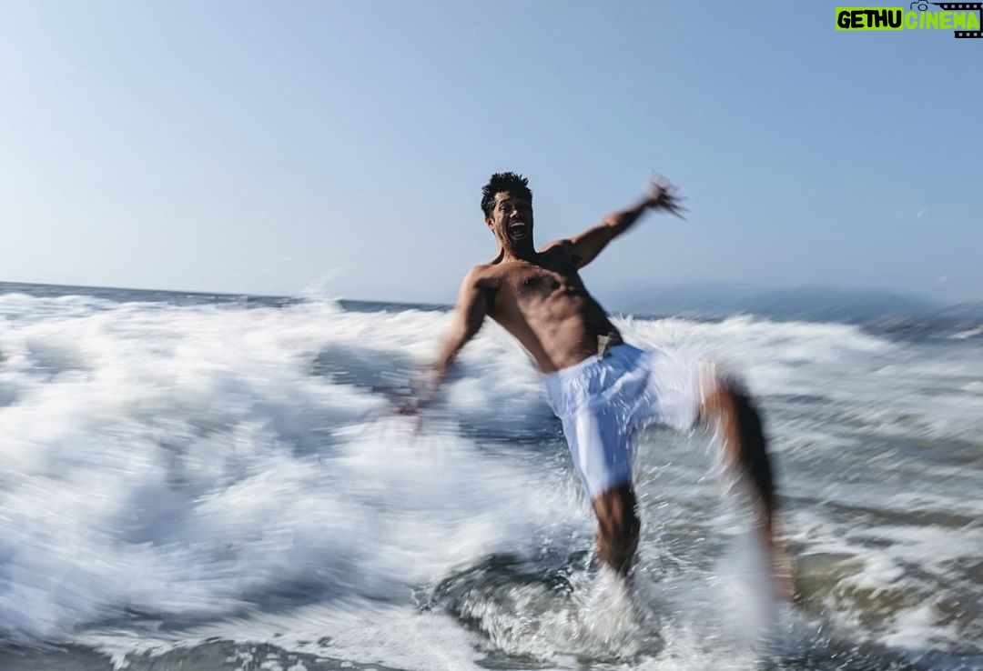 Ross Butler Instagram - #ad LA summers are long but don't last forever. Used some new cool features on my @googlepixel to capture my last November beach day before heading off for my next adventure. #Pixel6 Venice Beach