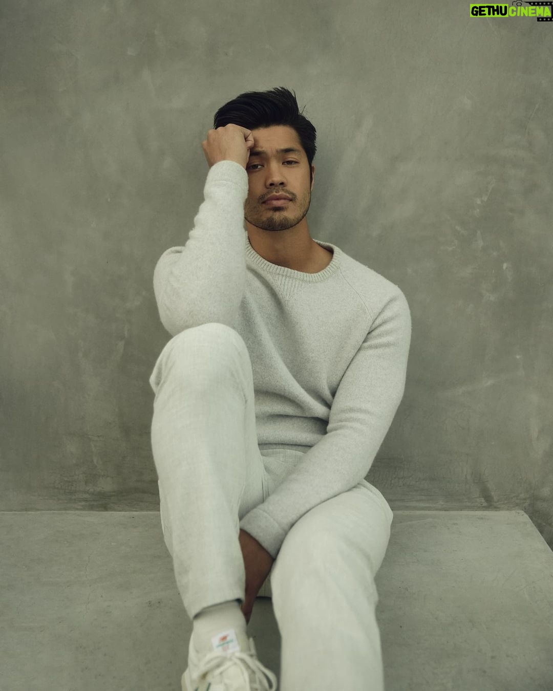 Ross Butler - 272.7K Likes - Aren't we all kinda going crazy just trying to blend in?