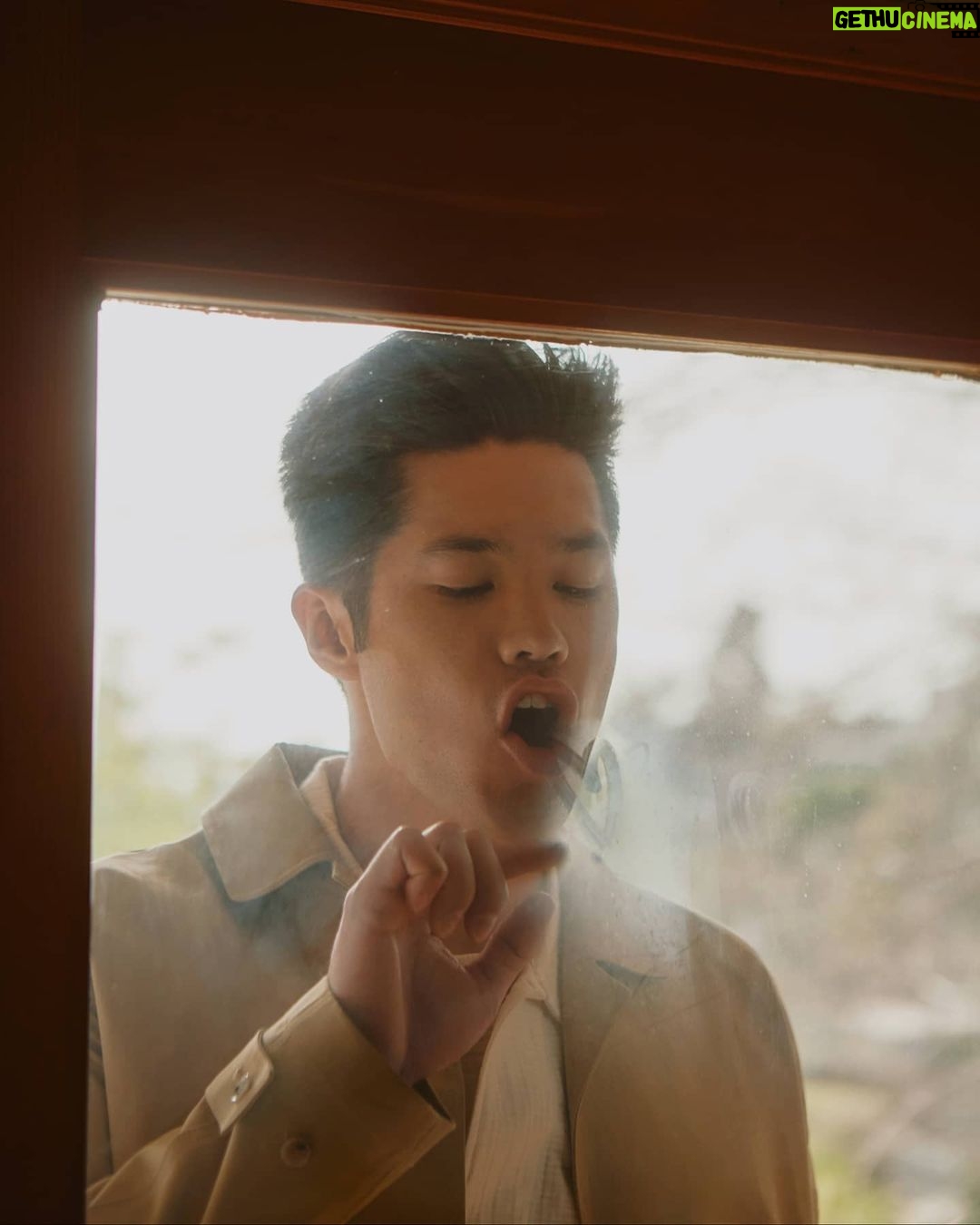 Ross Butler - 384.6K Likes - let's make it work/on my romcom shit
@thelaterals
@raulromo
@grace_phillips
@tiffanimorenostudio
@katrina_hung
@heypyeh
@bryankjins
@mlvncky