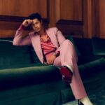 Ross Butler Instagram - Pink Pantherin' at the @goldhouseco #GoldGala 🦩🦩 📸: @kanyaiwana stylin: @mrfabioimmediato