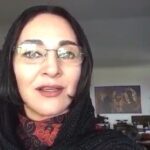 Roya Nownahali Instagram - . واقعاً، بیا تا قدر یکدیگر بدانیم. از سینمای ایران، که داشتهٔ بسیار مهمی است حمایت کنیم. #حکایت_دریا#بهمن_فرمان_آرا #رؤیانونهالی#رویانونهالی #فیلیمو #royanownahali #filimo