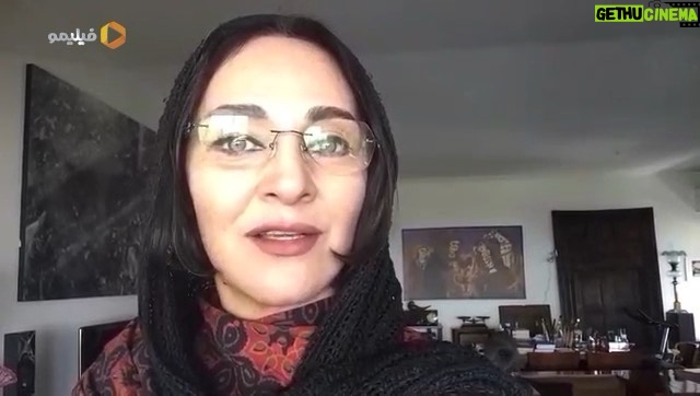 Roya Nownahali Instagram - . واقعاً، بیا تا قدر یکدیگر بدانیم. از سینمای ایران، که داشتهٔ بسیار مهمی است حمایت کنیم. #حکایت_دریا#بهمن_فرمان_آرا #رؤیانونهالی#رویانونهالی #فیلیمو #royanownahali #filimo