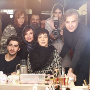 Roya Nownahali Instagram - .
پشت صحنهٔ عالی فیلم «پوران» و برای قدر دانی از کار و بار شهرهٔ سلطانی که هم بازیگر درجهٔ یکی‌ست و هم گرداندن کار می‌داند چه بسیار، و لذت ِ تام می‌برم...
#شهره_سلطانی
#دانیل_شعاعی
#علی_نشاط
#ساقی_بلیغ
#رؤیانونهالی#رویانونهالی#رامین_حیدری_فاروقی
#royanownahali#raminheydarifaroughi