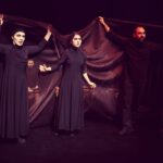 Roya Nownahali Instagram - . نمايى از نمايش "اسطوره مى شوم" در پيش زمينه، روزبه مهر، گلنار مهاجرى، و من در پس زمينه، پيران مهاجرى و مرواريد مهر طراح و كارگردان، رؤيا نونهالى موسيقى، پيران مهاجرى تهيه كننده، رامين حيدرى فاروقى تماشاخانهء ايرانشهر، تالار استاد سمندريان، ساعت٢١ مهر و آبان ٩٦ فروش بليت، سايت تيوال #تيوال#تئاتر#نمايش #نمايش_اسطوره_مى_شوم #اسطوره_مى_شوم #رؤيانونهالى #رويانونهالى #رامين_حيدرى_فاروقى #royanownahali #raminheydarifaroughi