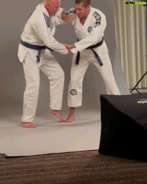 Royce Gracie - 10.5K Likes - Happy birthday son.
Thanks for always making me laugh