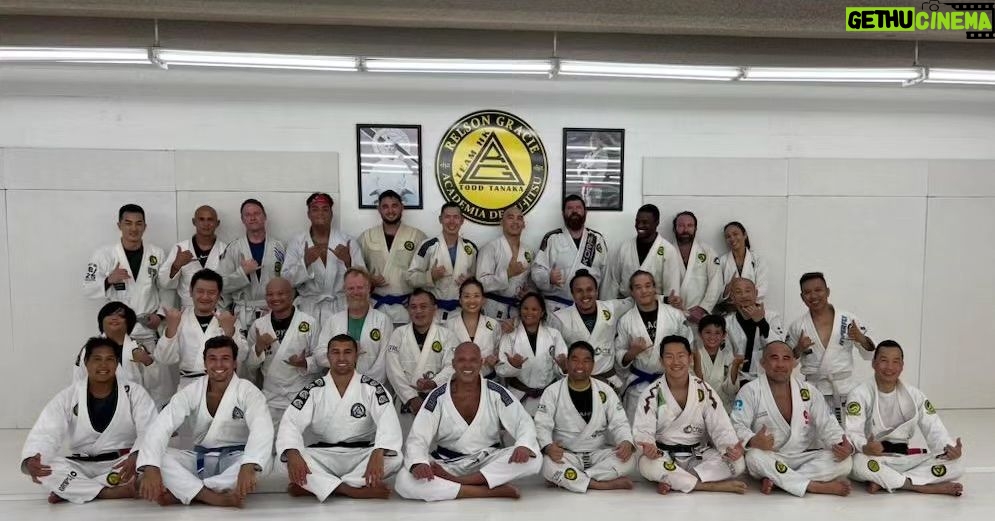 Royce Gracie Instagram - It's always good to visit Hawaii @tridentadventureshawaii @toddtanakadotcom Waikiki, Hawaii