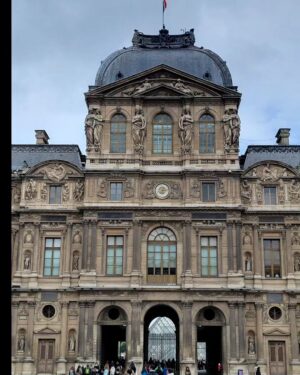 Royce Gracie Instagram - What a beautiful city. 
Au revoir Paris 🇫🇷
