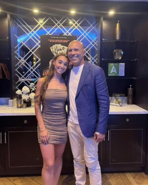 Royce Gracie Instagram - Happy birthday filha, te amooooo muito.