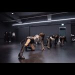 Rozalin Instagram - @hyunah_aa HyunA’s ‘Attitude’ performance 🫶🏻 [Rozalin submission] ver. 💋 Artist @hyunah_aa Rozalin Choreography assist choreographer @grace__heart_ 🫶🏻