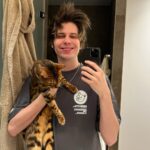Rubén Doblas Gundersen Instagram - gato en el baño a las 3am 猫風呂