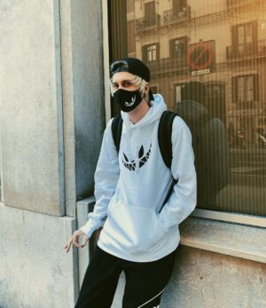 Rubén Doblas Gundersen Instagram - Norwegian Rat goes outside 🐀