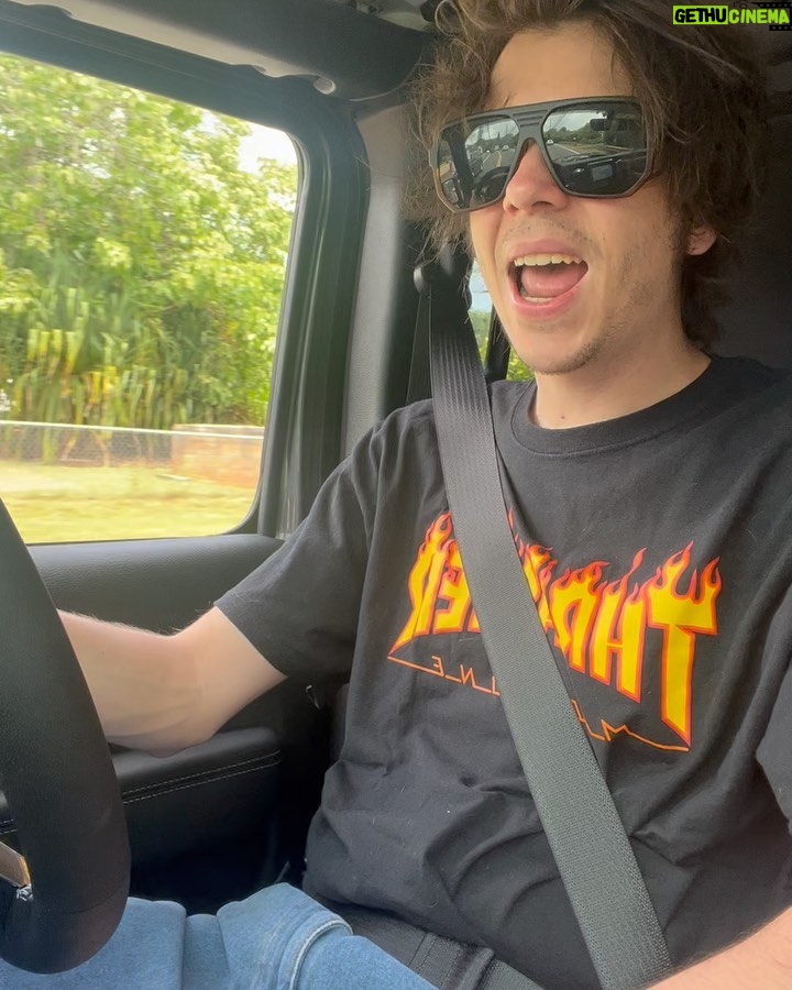 Rubén Doblas Gundersen Instagram - espero que hayais tocado pasto estas semanas. Este finde vuelven los streams NO SABEIS LAS GANAS QUE TENGO. SERO WE SERO WE SERO WEEE