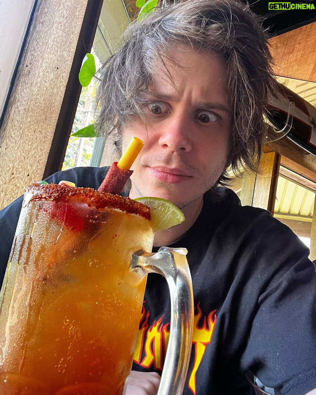 Rubén Doblas Gundersen Instagram - espero que hayais tocado pasto estas semanas. Este finde vuelven los streams NO SABEIS LAS GANAS QUE TENGO. SERO WE SERO WE SERO WEEE