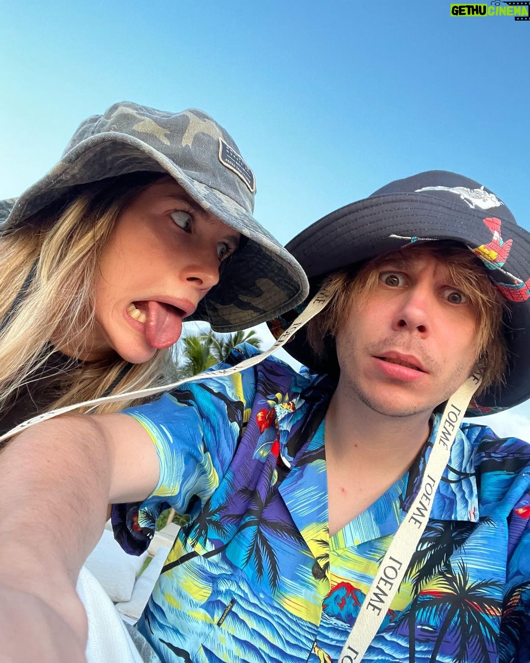 Rubén Doblas Gundersen Instagram - YARRRR PIRATAS BORRACHOS A LA VISTA 🏴☠️🏴☠️🏴☠️